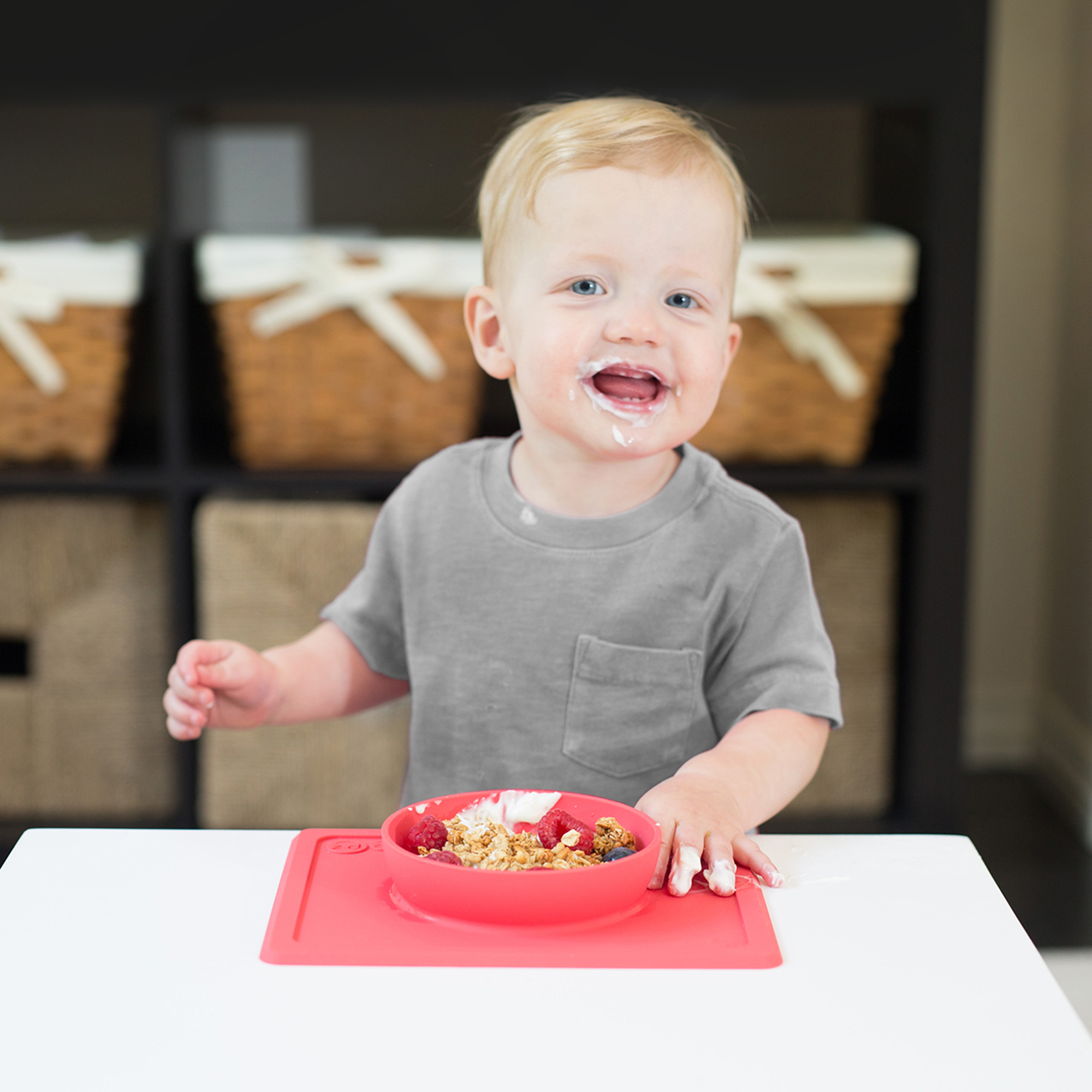 Mini-Bowl-with-Kid-1.jpg